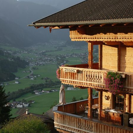 Schulhaus Tirol Hotel Zellberg Exterior photo